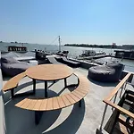 Houseboat In Amsterdam 6-Pax Amsterdam